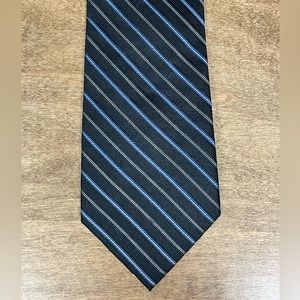 Claiborne tie